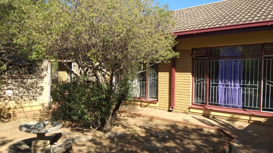 3 Bedroom Property for Sale in Pellissier Free State